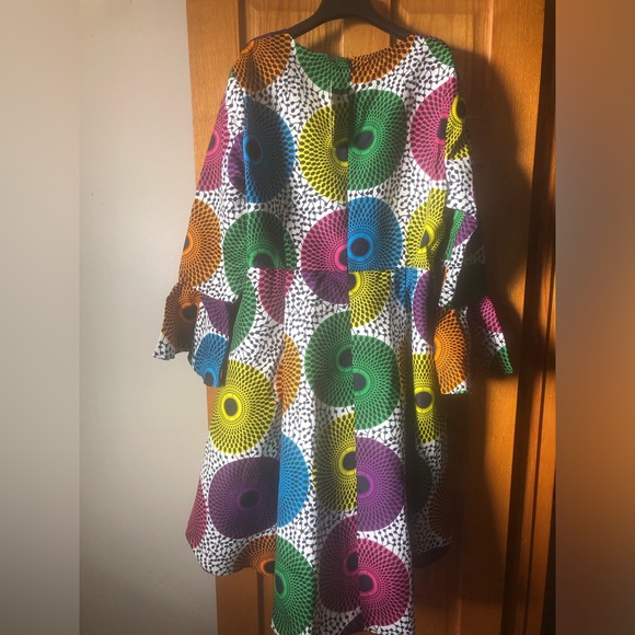 Colorful Patterned Dress - Picture 2 of 4
